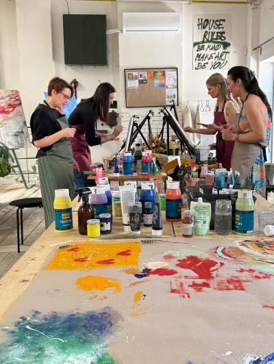 Malování na plátno v Holubníku